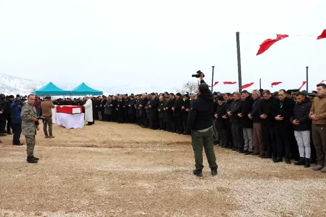 Konyalı şehit son yolculuğuna uğurlandı Konyalı şehit son yolculuğuna uğurlandı
