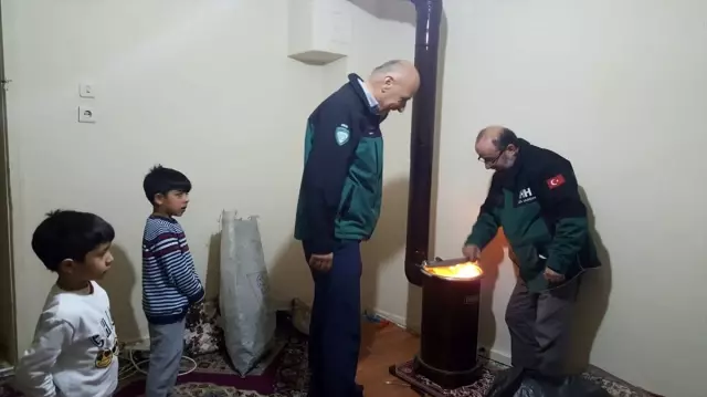 Soğuk taş duvarları sıcacık yuvaya dönüştürüyorlar Soğuk taş duvarları sıcacık yuvaya dönüştürüyorlar