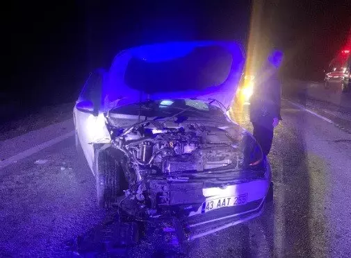 Tavşanlı'da trafik kazası: 2 yaralı