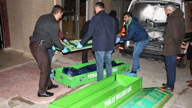 Tokat'ta bir anne, oğlunu öldürdükten sonra kendi yaşamına son verdi