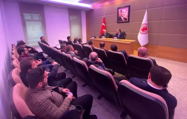 Van'da yapılacak kalkınma ve yatırım odaklı projeler görüşüldü Van'da yapılacak kalkınma ve yatırım odaklı projeler görüşüldü