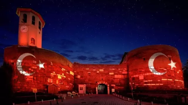 Asırlık Ankara Kalesi Başkent'e ışık saçacak Asırlık Ankara Kalesi Başkent'e ışık saçacak