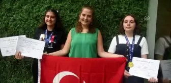 Bor Madeni: Endonezya'da Türk öğrencilere uluslararası bilim yarışmasında 2 altın madalya Bor Madeni: Endonezya'da Türk öğrencilere uluslararası bilim yarışmasında 2 altın madalya