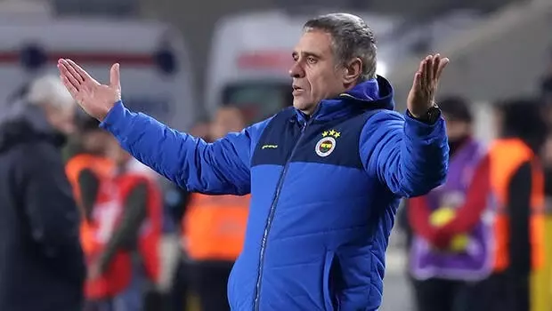 Fenerbahçe'de Ersun Yanal'dan Damien Comolli açıklaması! Fenerbahçe'de Ersun Yanal'dan Damien Comolli açıklaması!