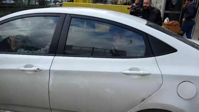 Kadıköy'de eşi ve annesini öldüren zanlı adliyeye sevk edildi Kadıköy'de eşi ve annesini öldüren zanlı adliyeye sevk edildi