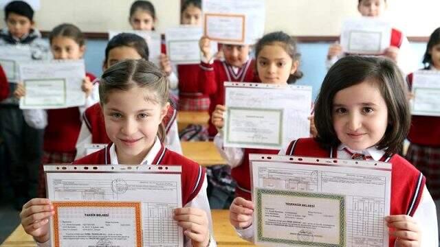 Karnesi sosyal medyada paylaşılan milyonlarca çocuk tehlikede