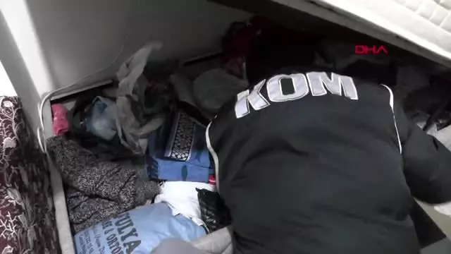 Kütahya'da 5 bin 350 tarihi eser ele geçirildi Kütahya'da 5 bin 350 tarihi eser ele geçirildi
