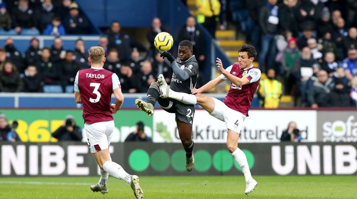 Leicester City, deplasmanda Burnley'ye 2-1 mağlup oldu