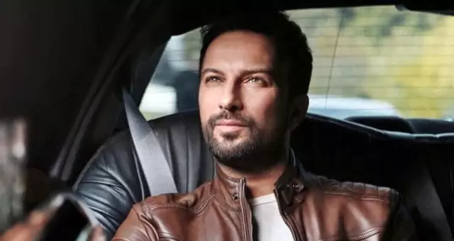 Megastar kardeşleriyle verdiği pozu ilk kez paylaştı! Takipçileri şaşkınlık içinde kaldı Megastar kardeşleriyle verdiği pozu ilk kez paylaştı! Takipçileri şaşkınlık içinde kaldı