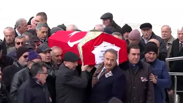Rahşan Ecevit'in cenazesi, Kocatepe Camisine getirildi Rahşan Ecevit'in cenazesi, Kocatepe Camisine getirildi