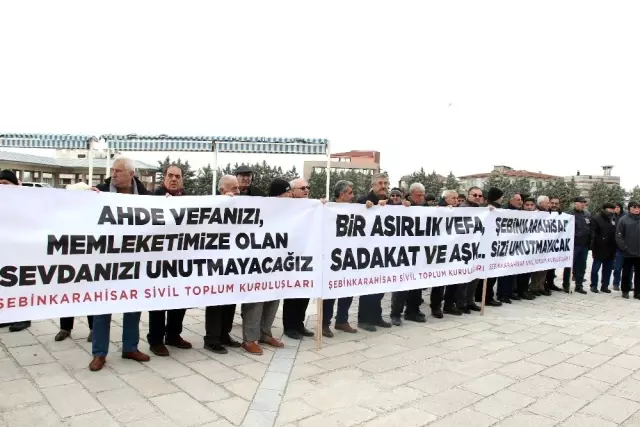 Rahşan Ecevit son yolculuğuna uğurlandı Rahşan Ecevit son yolculuğuna uğurlandı