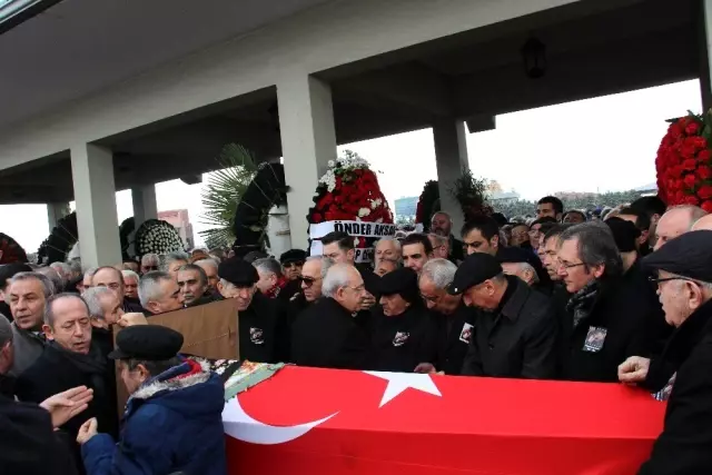 Rahşan Ecevit son yolculuğuna uğurlandı Rahşan Ecevit son yolculuğuna uğurlandı