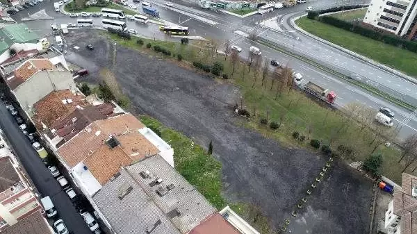 13 yıldır imar izni alamayan Tarkan'ın dosyası 6'ncı kez İBB Meclisi'ne geldi 13 yıldır imar izni alamayan Tarkan'ın dosyası 6'ncı kez İBB Meclisi'ne geldi