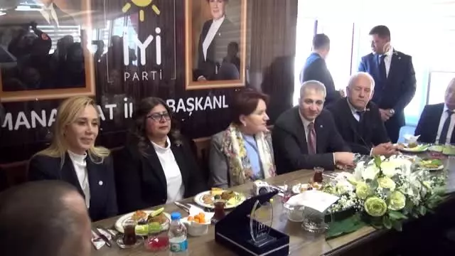 Akşener, partililerden kapı kapı dolaşmalarını istedi (2) Akşener, partililerden kapı kapı dolaşmalarını istedi (2)