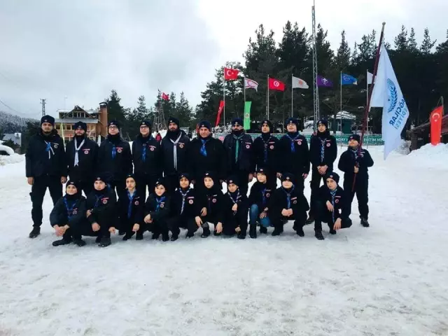 Bağcılarlı izcilere Aladağ'da kış kampı Bağcılarlı izcilere Aladağ'da kış kampı