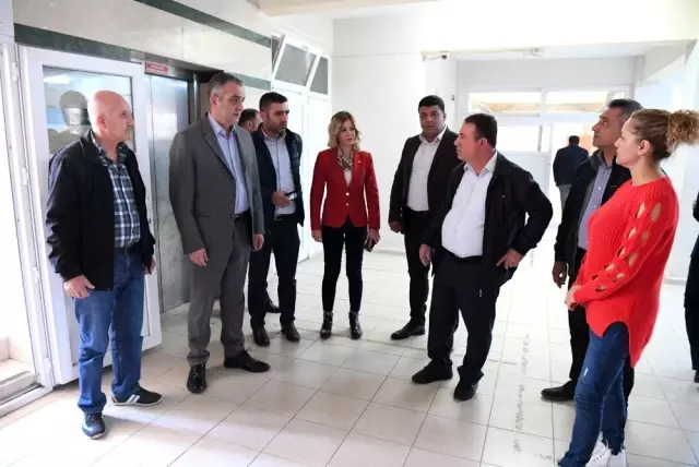 Başkan Esen okulda incelemelerde bulundu