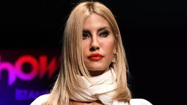 Çağla Şıkel: Podyum öncesi dua ederim Çağla Şıkel: Podyum öncesi dua ederim