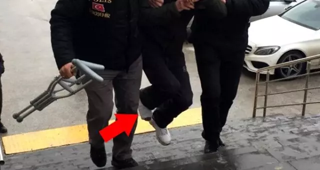 Fuhuş operasyonunda dikkat çeken görüntü! Koltuk değneğiyle götürüldü