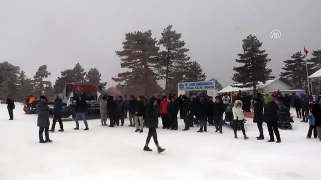 Murat Dağı Termal Turizm Merkezi'nde sezon açıldı Murat Dağı Termal Turizm Merkezi'nde sezon açıldı