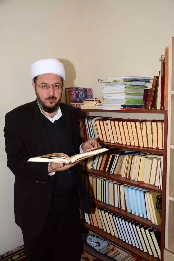 Nakşibendi Şeyhi Çevik'in katil zanlısı: Sosyal medya mesajları için öldürdüm Nakşibendi Şeyhi Çevik'in katil zanlısı: Sosyal medya mesajları için öldürdüm