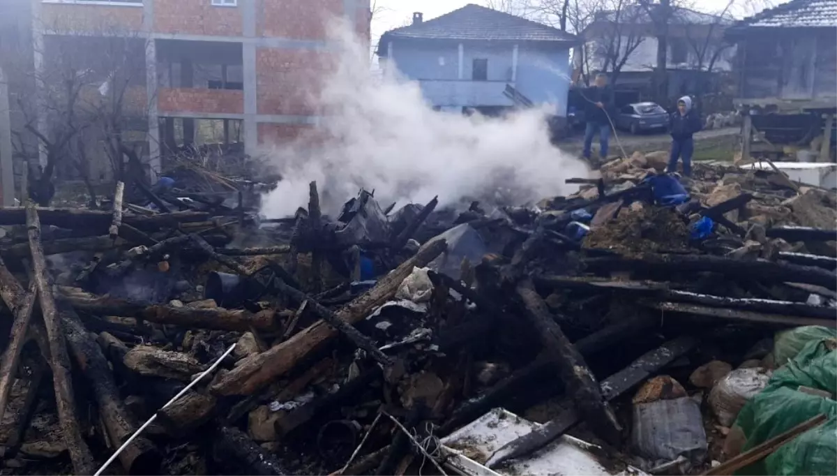 Ordu�da ahşap ev alevlere teslim oldu Haberler 3. Sayfa
