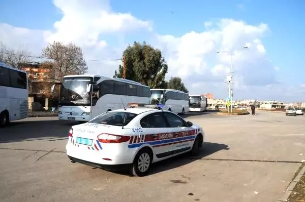 500 Suriyeli, Tel Abyad'a döndü 500 Suriyeli, Tel Abyad'a döndü