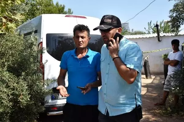 'Sana ne kimden hamile kalırsam kalırım' diyen ablasını 13 yerinden bıçaklayarak öldüren şahsın yargılanmasına başlandı 'Sana ne kimden hamile kalırsam kalırım' diyen ablasını 13 yerinden bıçaklayarak öldüren şahsın yargılanmasına başlandı