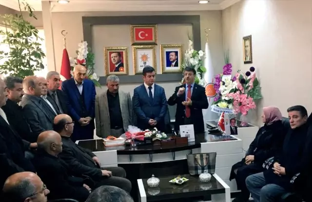 AK Parti İl Başkanı Türkmenoğlu'ndan ilçe başkanlarına ziyaret AK Parti İl Başkanı Türkmenoğlu'ndan ilçe başkanlarına ziyaret