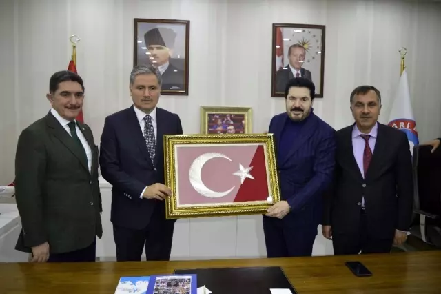 AK Parti Malatya Milletvekili Ahmet Çakır Ağrı Belediyesini ziyaret etti