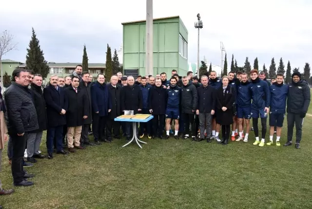 Akhisar, Akhisarspor için kenetlendi Akhisar, Akhisarspor için kenetlendi