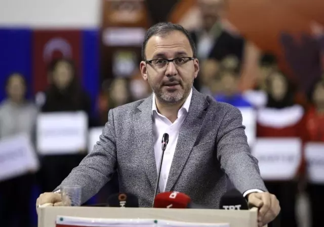 Bakan Kasapoğlu, Türkiye Gençler Tekvando Şampiyonası açılış törenine katıldı Bakan Kasapoğlu, Türkiye Gençler Tekvando Şampiyonası açılış törenine katıldı