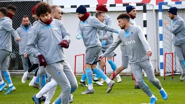 Bilal Başacıkoğlu ilk idmanına çıktı! Bilal Başacıkoğlu ilk idmanına çıktı!