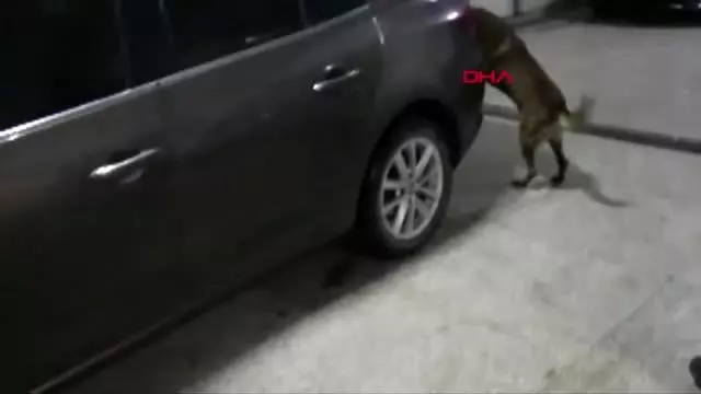 Bolu otomobilin gizli bölmesinden 10 kilo eroin çıktı Bolu otomobilin gizli bölmesinden 10 kilo eroin çıktı