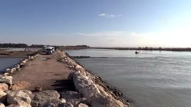 Denizde kaybolan bekçiyi arama çalışmaları sürüyor Denizde kaybolan bekçiyi arama çalışmaları sürüyor