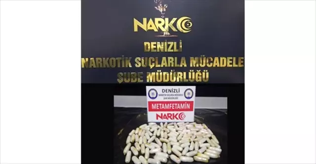 Denizli'de mide ve bağırsaklarından 905 gram metamfetamin çıkarılan 2 zanlı tutuklandı Denizli'de mide ve bağırsaklarından 905 gram metamfetamin çıkarılan 2 zanlı tutuklandı