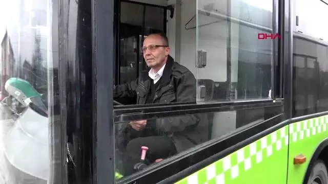 Düzce'de otobüs şoförü yaşanan kaza anını anlattı Düzce'de otobüs şoförü yaşanan kaza anını anlattı