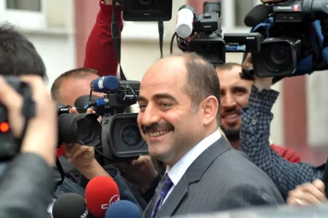 Firari savcı Zekeriya Öz hakkında yeni iddianame Firari savcı Zekeriya Öz hakkında yeni iddianame