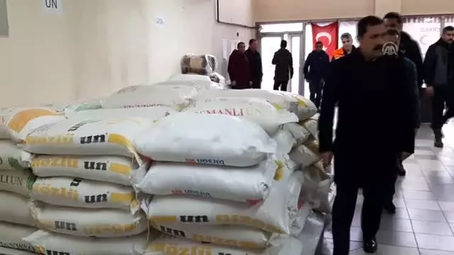İdlib'e insani yardım kampanyası başlatıldı İdlib'e insani yardım kampanyası başlatıldı