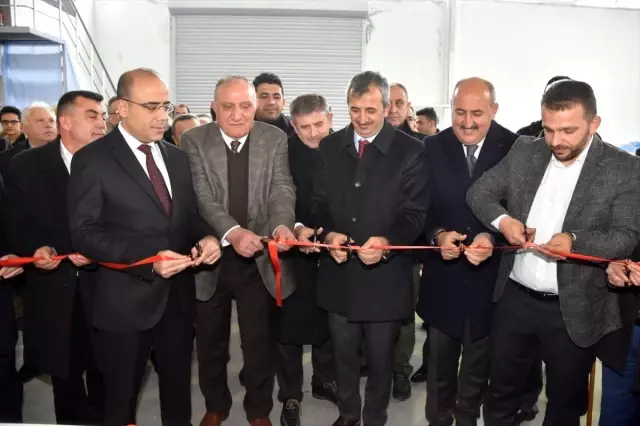 Kırıkkale'de tekstil fabrikası açıldı Kırıkkale'de tekstil fabrikası açıldı