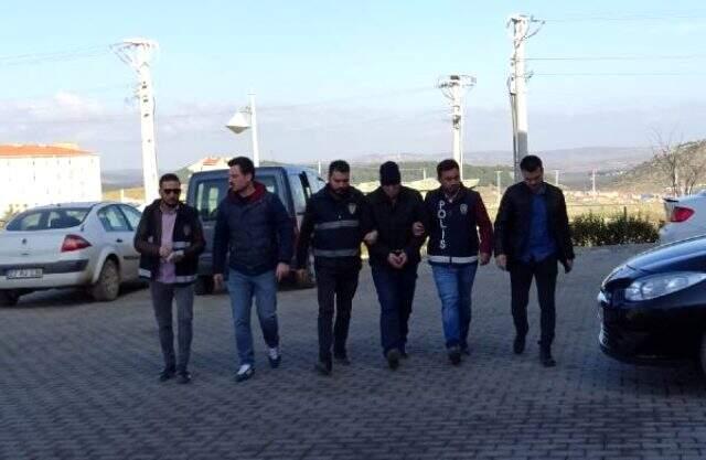 Kızının yaptığı işten utanç duyan baba kızını boğup parçalara ayırdı