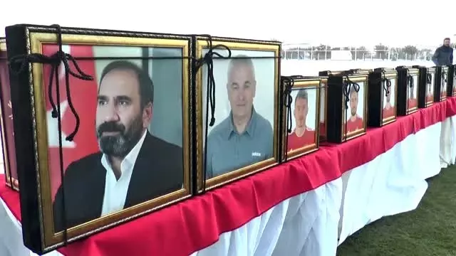 Lider Sivasspor kalan maçlarını final olarak görüyor Lider Sivasspor kalan maçlarını final olarak görüyor