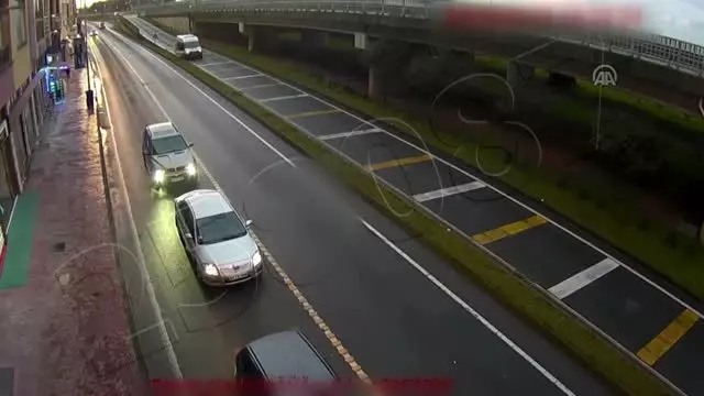 MOBESE'ye yansıyan trafik kazaları MOBESE'ye yansıyan trafik kazaları
