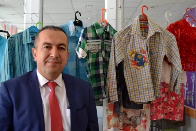 Ortaokulda ihtiyaç sahibi öğrenciler için 'Sosyal Market' açtılar Ortaokulda ihtiyaç sahibi öğrenciler için 'Sosyal Market' açtılar