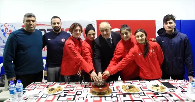 Özel Sporcular Atletizm Milli Takımı'nın yarısı Samsun'dan Özel Sporcular Atletizm Milli Takımı'nın yarısı Samsun'dan