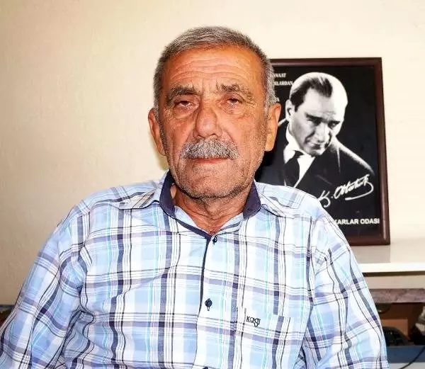 Sarıgöl'de erken budanan asma kış ayında yaprak açtı Sarıgöl'de erken budanan asma kış ayında yaprak açtı