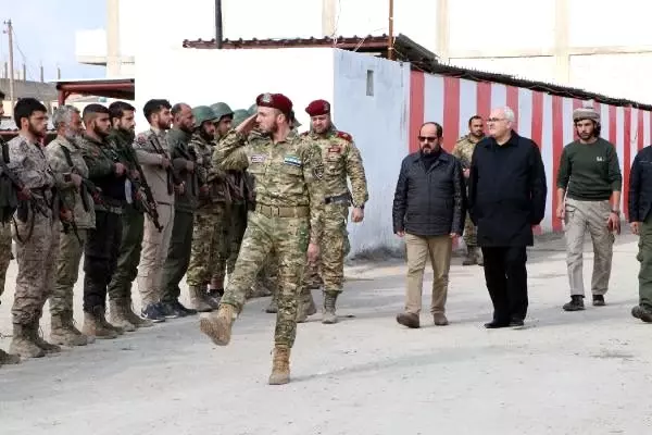SMO, Resulayn'da PKK/YPG'nin zorla silah altına aldığı 45 kişiyi serbest bıraktı SMO, Resulayn'da PKK/YPG'nin zorla silah altına aldığı 45 kişiyi serbest bıraktı