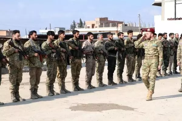 SMO, Resulayn'da PKK/YPG'nin zorla silah altına aldığı 45 kişiyi serbest bıraktı SMO, Resulayn'da PKK/YPG'nin zorla silah altına aldığı 45 kişiyi serbest bıraktı