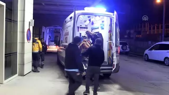 Sobadan sızan gazdan zehirlenen 6 kişilik aile hastaneye kaldırıldı Sobadan sızan gazdan zehirlenen 6 kişilik aile hastaneye kaldırıldı