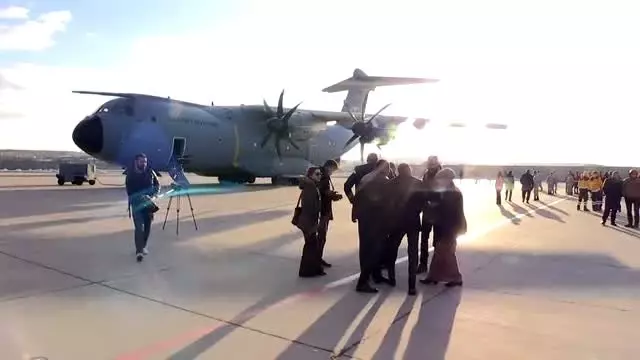 Somali'deki bombalı saldırıda yaralananlar Türkiye'de (2) Somali'deki bombalı saldırıda yaralananlar Türkiye'de (2)