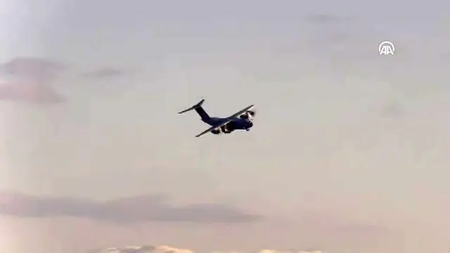 Somali'deki bombalı saldırıda yaralananlar Türkiye'de (1) Somali'deki bombalı saldırıda yaralananlar Türkiye'de (1)